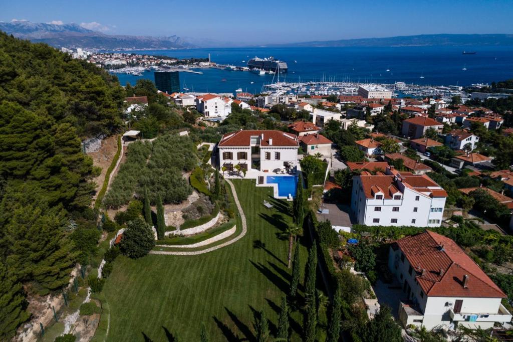 Exclusive Villa Marnano - Split center Extérieur photo